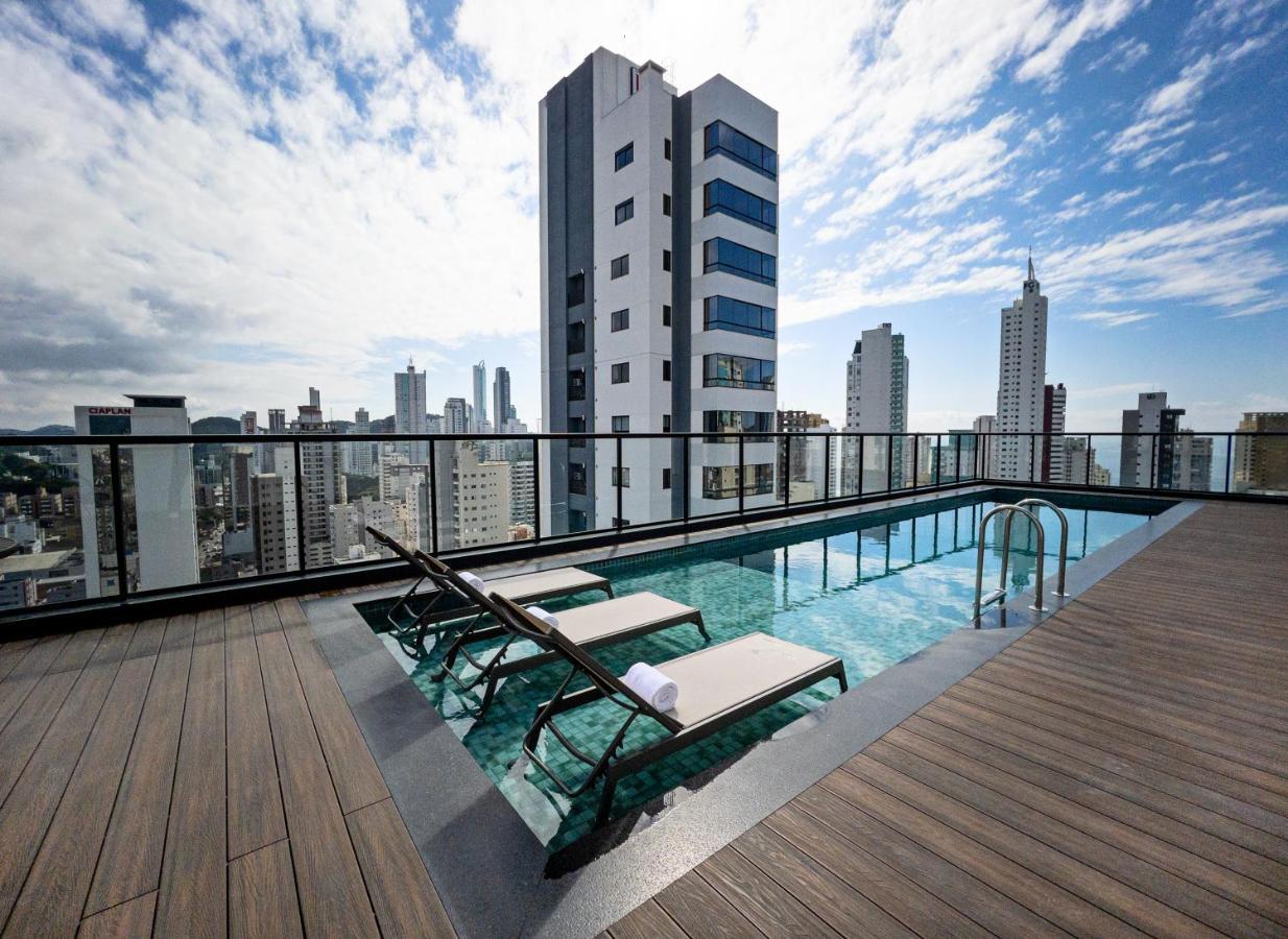 Ibis Budget Balneário Camboriú Exterior foto