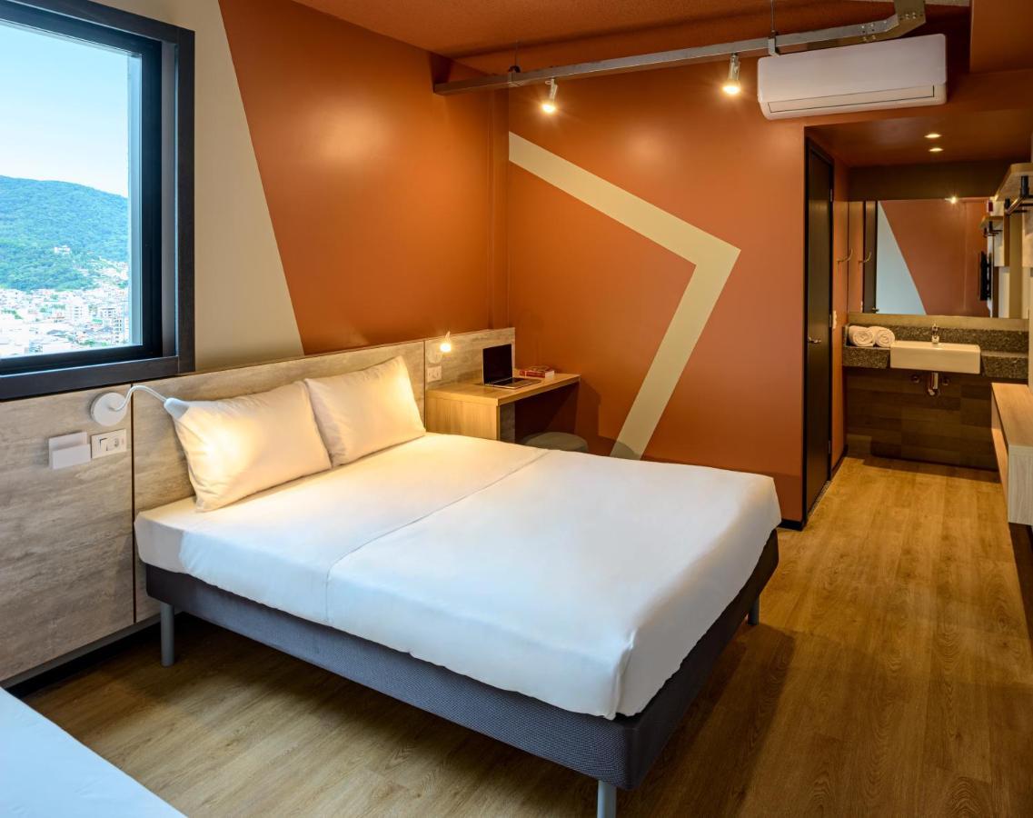 Ibis Budget Balneário Camboriú Exterior foto